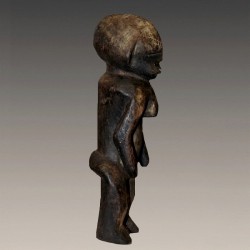 Statuette Mbaka de fécondité profil