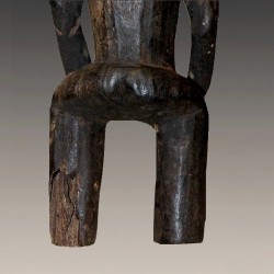 Statuette Mbaka de fécondité xylophages