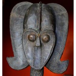 Ancien reliquaire du Bwete Kota Gabon