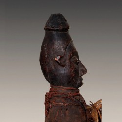 Statuette africaine yaka Phuungu