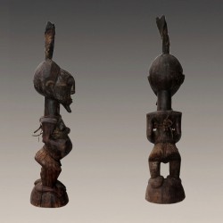 Statuette Songyé ancienne prestige et pouvoir statuette africaine