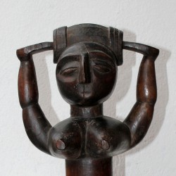 Statuette africaine Reine Attie la tête