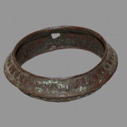 Bracelet africain bronze creux ancien