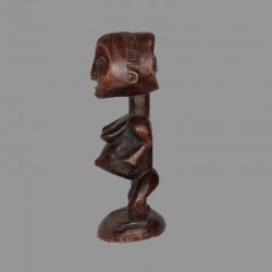 Statuette africaine Hemba en maternite ancienne