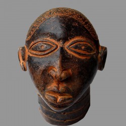Buste Tikar en terre cuite Cameroun