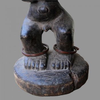 Belle statuette africaine Nkisi Songye ancien detail