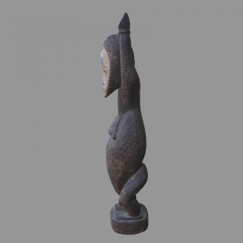 Statuette Idoma profil gauche