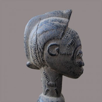 Statuette Baoule bois dur dense lourd détail