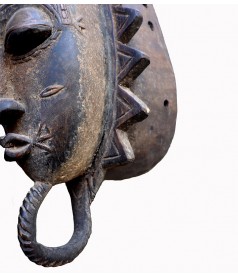 Masque Baoule ancien detail