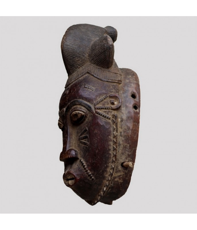 Masque Yaouré porté Masque Yaouré porté