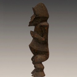 Statuette de protection ancienne Mambila