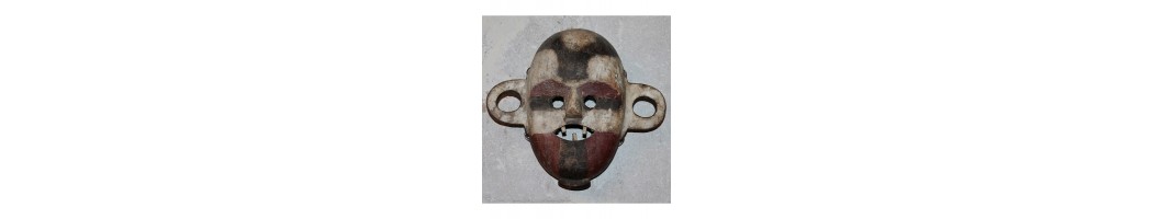 Les Boa R.D.C. ex Zaire masques africains statuettes africaines